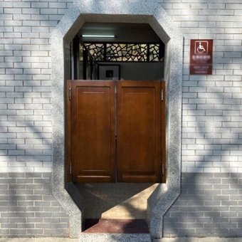Solid Wood Cafe Swinging Doors, Cafe Saloon Swinging Doors, Auto Close Wooden Louvre Cowboy Door Partition Door, Half Waist Door for Indoor Porch Entrance Decoration (Size : 115x90CM/45.3x35.4IN)