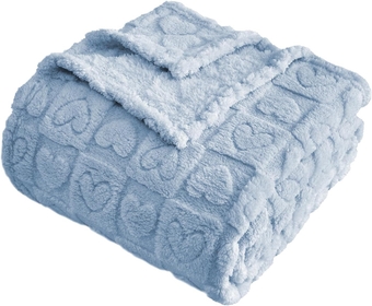 Throw Blankets with Heart Checkered,Soft Warm Blankets for Lover Mom Father Friends Gifts,Washable Lightweight Fuzzy Blanket for Couch Sofa Bed All Season(Light Blue,50"x60")