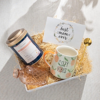 Tea Gift Sets for Tea Lover Women, Gift Sets Basket with German Decaf Rose Hibiscus Loose Leaf Tea & Mug with Lid, Care Package for Women